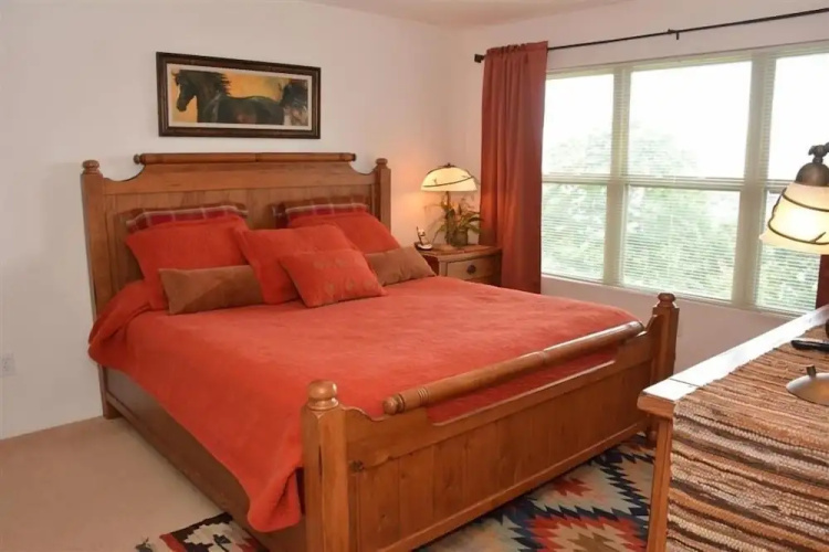 Seven Springs 4 BR Premium Condo, Mountain Views! by RedAwning