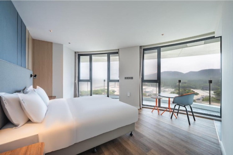 1 Bedroom Double Suite with sea view