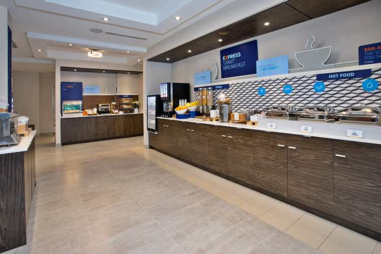 Holiday Inn Express & Suites Kingston Central photo 31