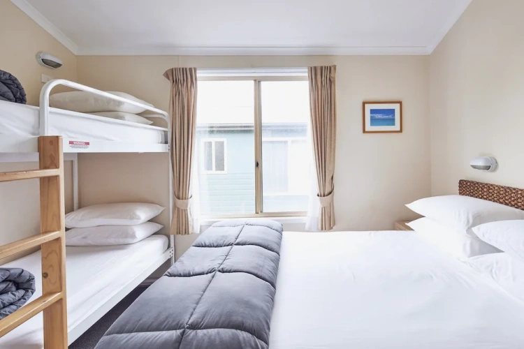 Standard room with balcony and with ocean view