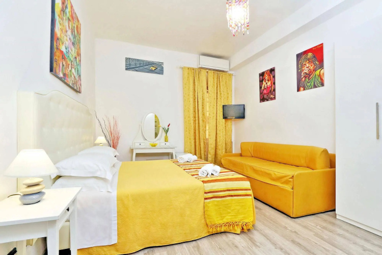 AppleMoon Rooms for Rent