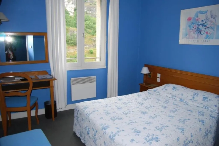 Standard Double room with view