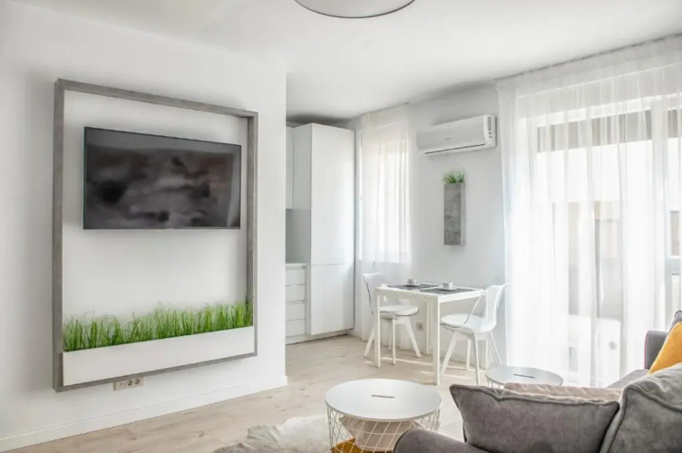 West Residence Apartments