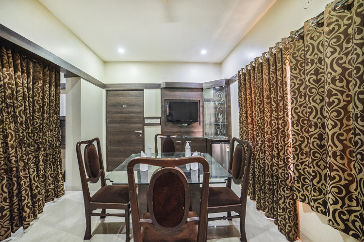 Fabhotel Santoor