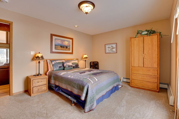 Deck + Mtn View: Keystone Townhome Near Resort!