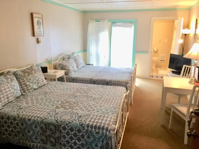 Standard Quadruple room