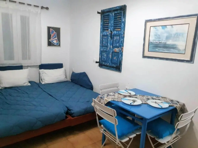 Deluxe Studio