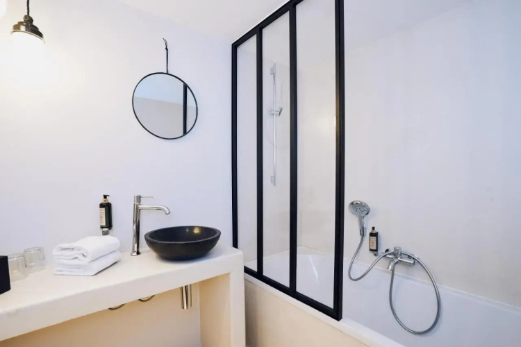 Latroupe Hotel Jardin Secret