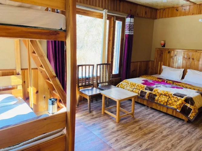 Tirthan Holidays Cottage