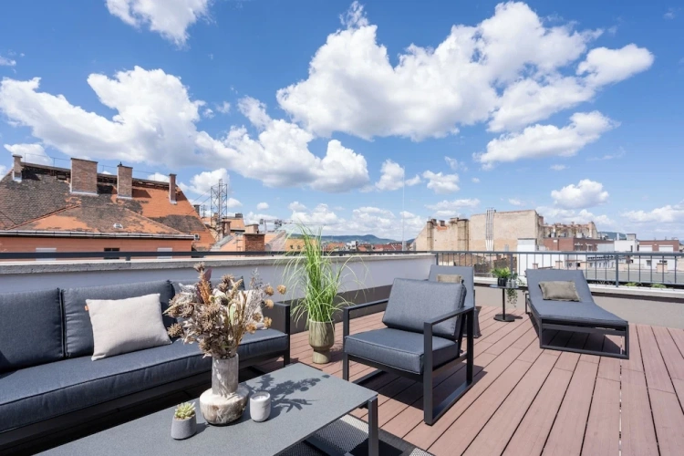 Deluxe Penthouse room with balcony and with city view