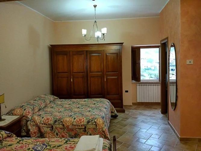 Standard Quadruple room with mountain view