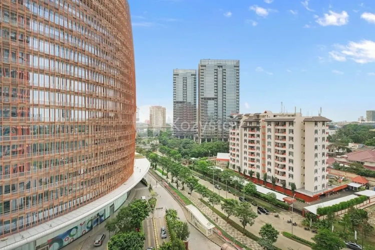 1 Bedroom Apartment with balcony and with city view