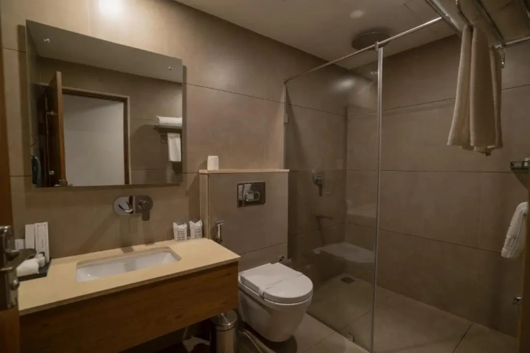 Grand room
