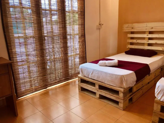 Backpack Hostel 44