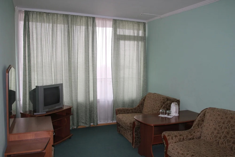 Tourist Hotel