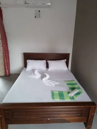 2 Bedrooms Standard Double room with garden view