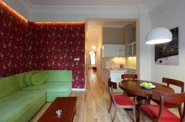 Lush Houses Galata