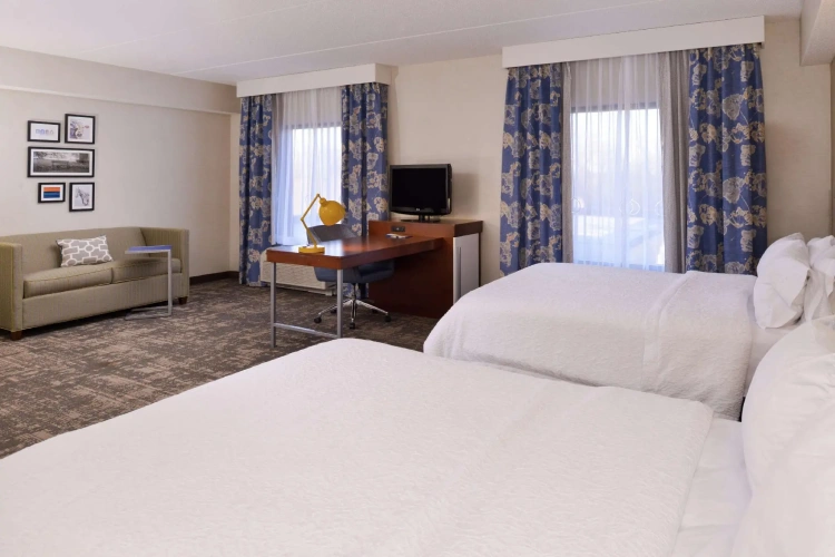 Quadruple Suite