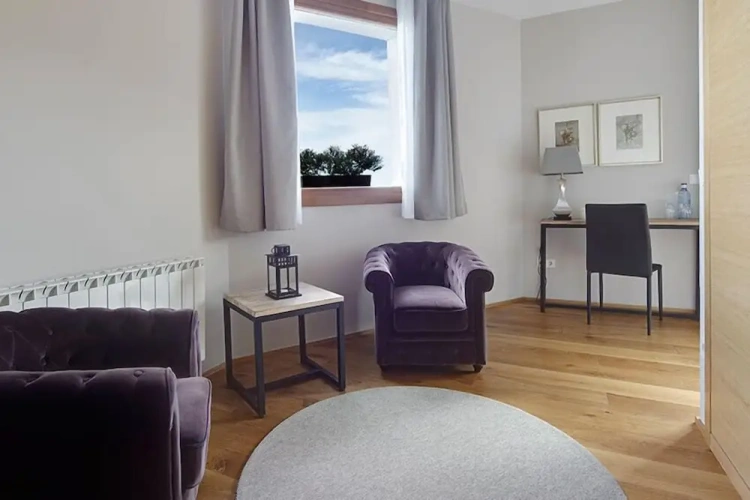 Suite with balcony