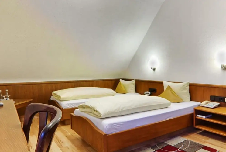 Economy Twin room