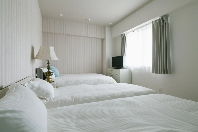 Hideout Okinawa Uruma