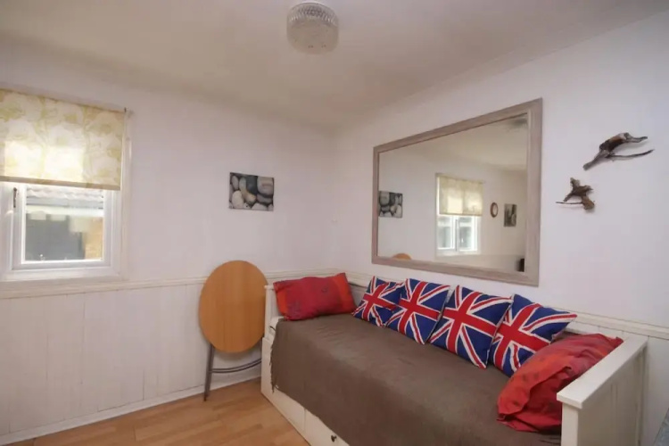 42A Medmerry Park 2 Bedroom Chalet