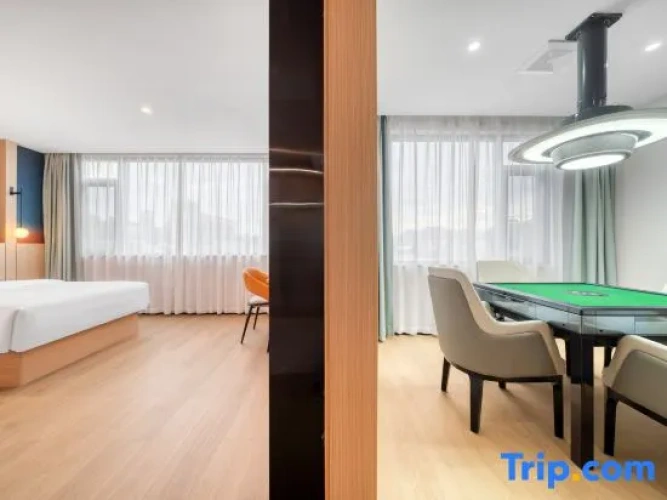 Standard Double room with river view