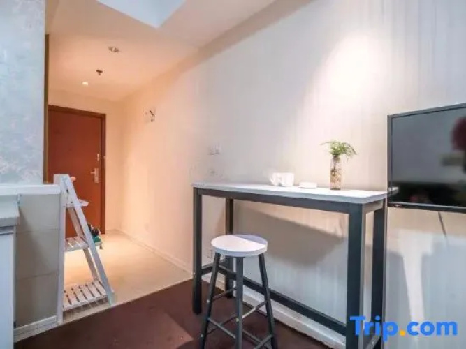 Jiabin Apartment Hotel