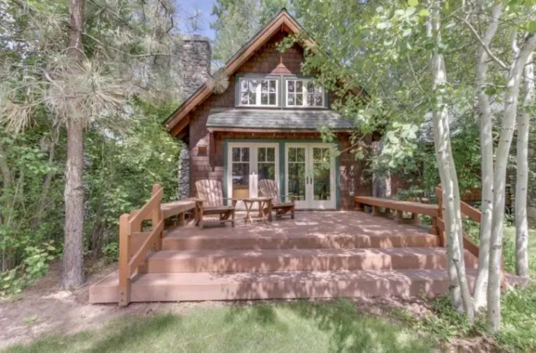 2 Bedrooms Cottage