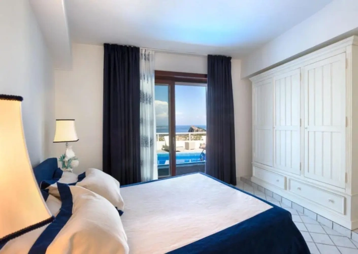 Standard Double room with sea view