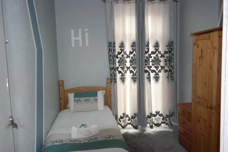 Standard Single room