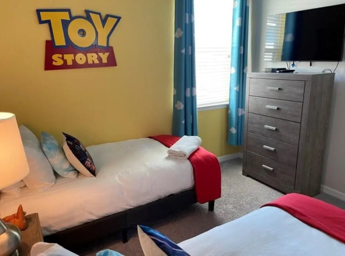 Jodie's Luxury Solara Home