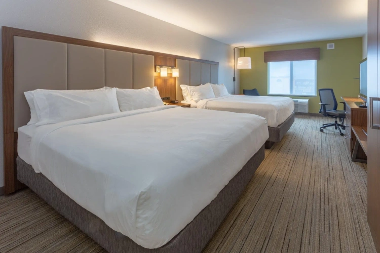 Quadruple Suite
