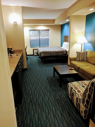 Standard Double Suite