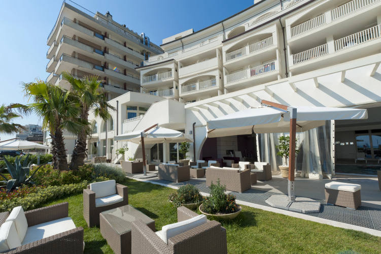 Yes Hotel Touring photo 32