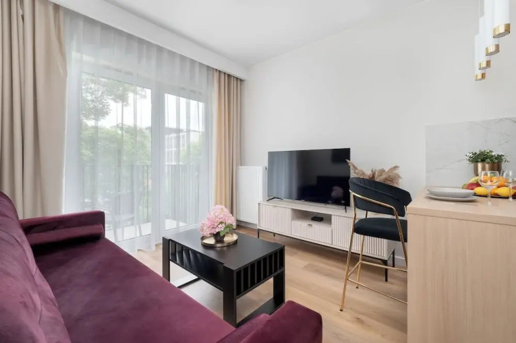 Wodna Apartment Łodź by Renters