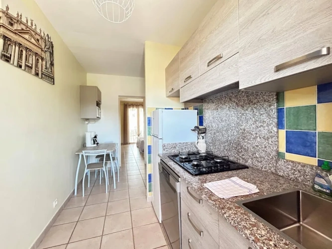 Apartment with sea view