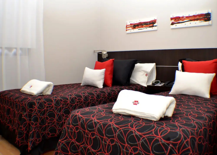 Kube Apartments