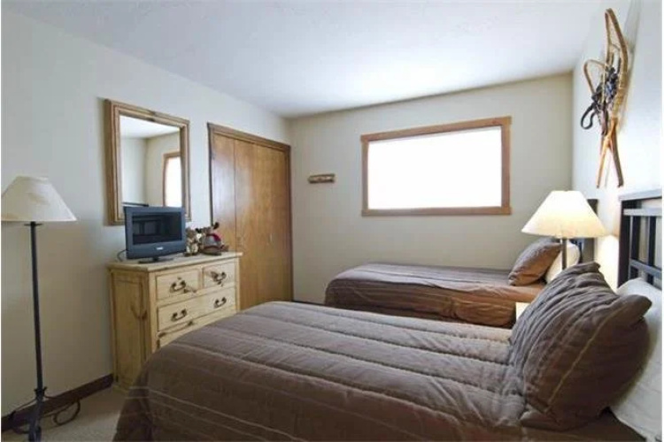 Lupine Condominiums