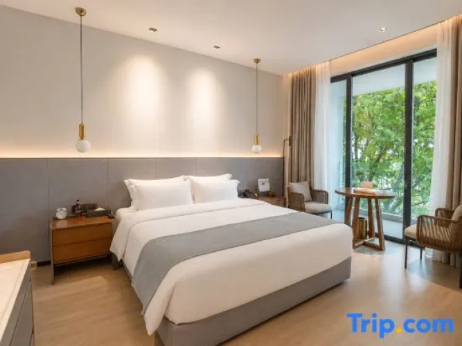 Standard Double room with garden view