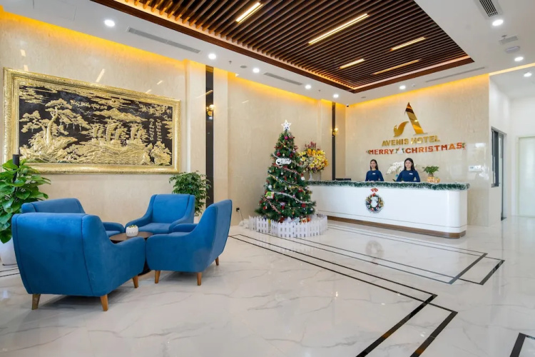 Avenis Hotel