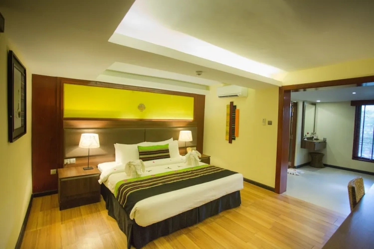 Premium Double room with view