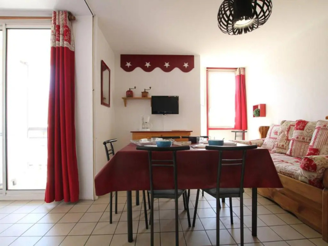 Appartement Briançon, 2 pièces, 6 personnes - FR-1-330C-17