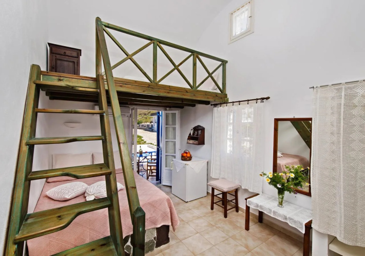 Villa Pezoula