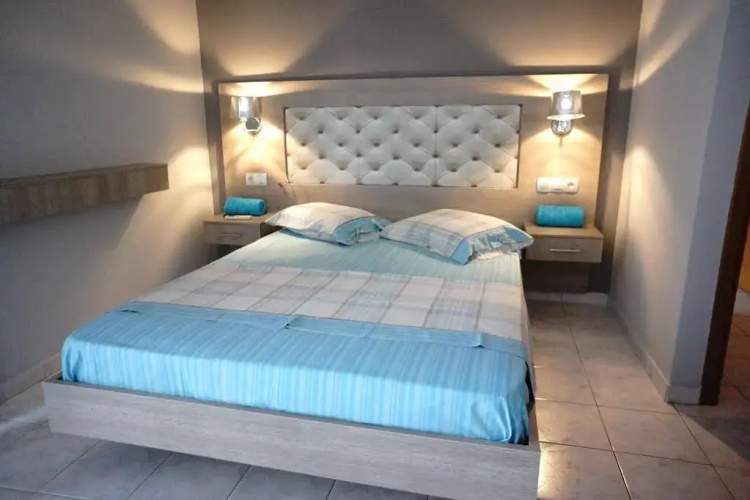 Blue Dream Hotel