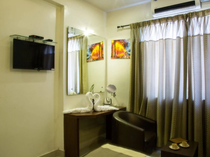 Aishwarya Suites