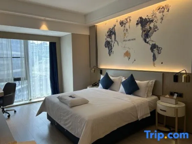 Deluxe Single Suite