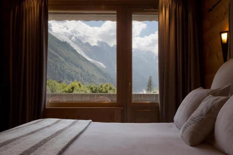 Comfort Double room with balcony and with mountain view