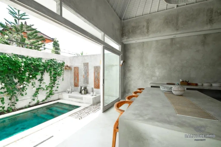 2 Bedrooms Villa