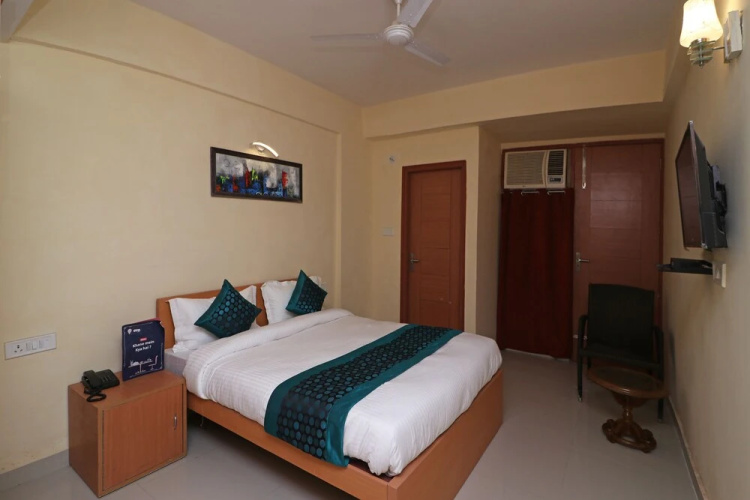 OYO 10664 Aone INN